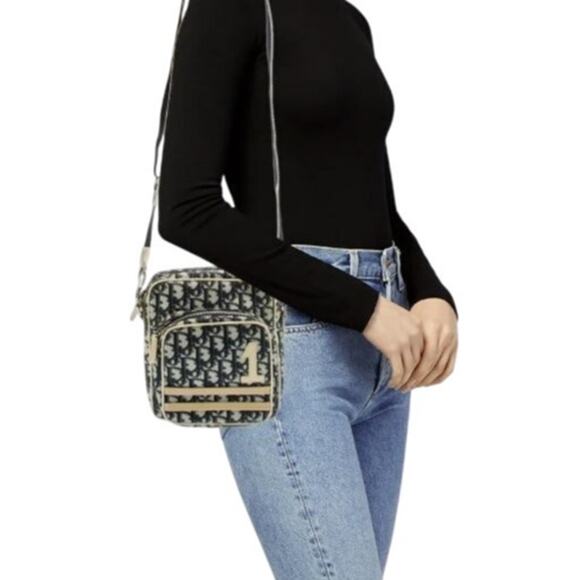 Christian Dior Diorissimo Crossbody Bag*Trotter Design in Blue and Cream trim - Picture 3 of 15